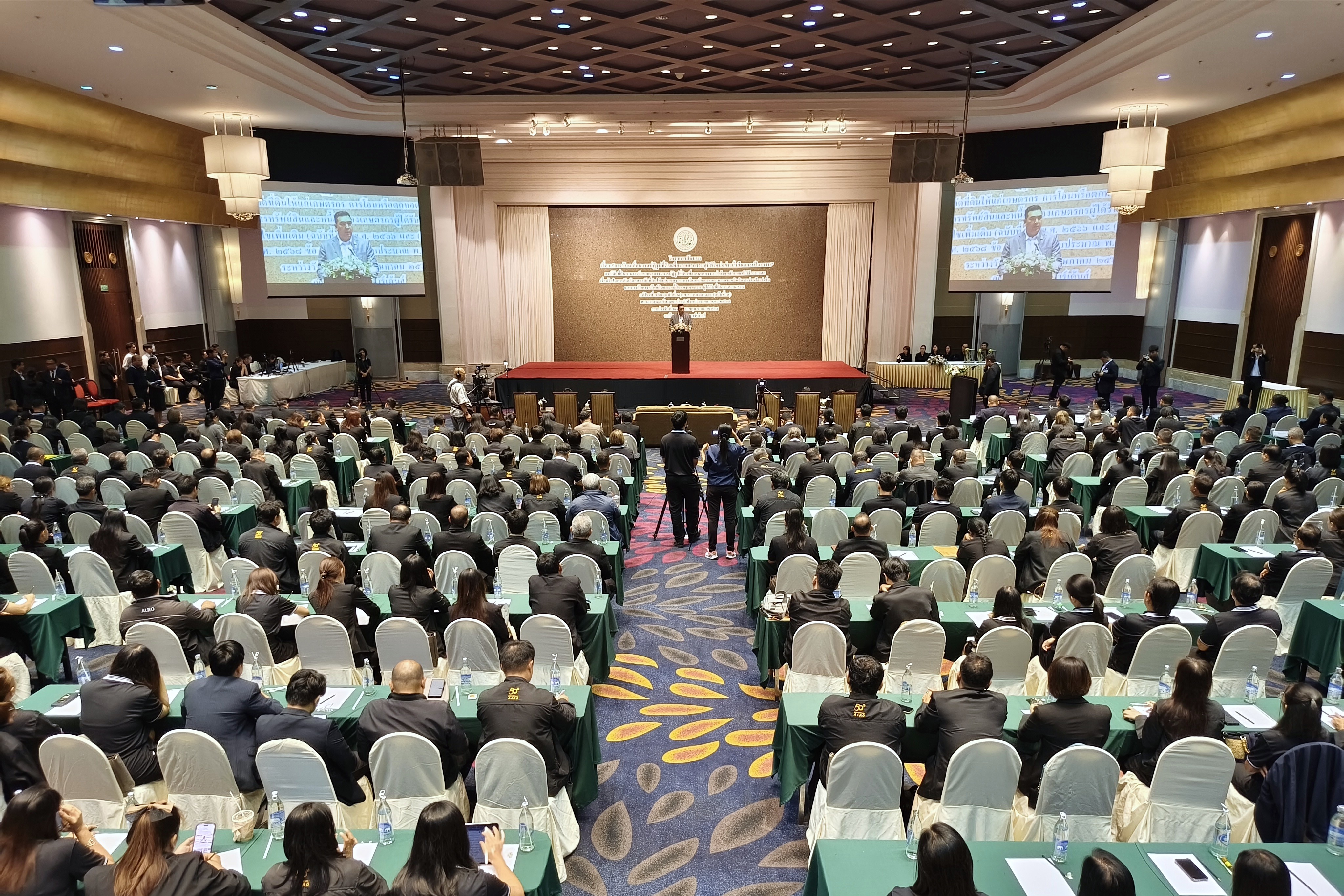 title - รมช.วัชระพล สั่งเร่งดำเนินการ บริหารจัดการที่ดินและดิน มอบสิทธิในที่ดินทำกินให้แก่เกษตรกร